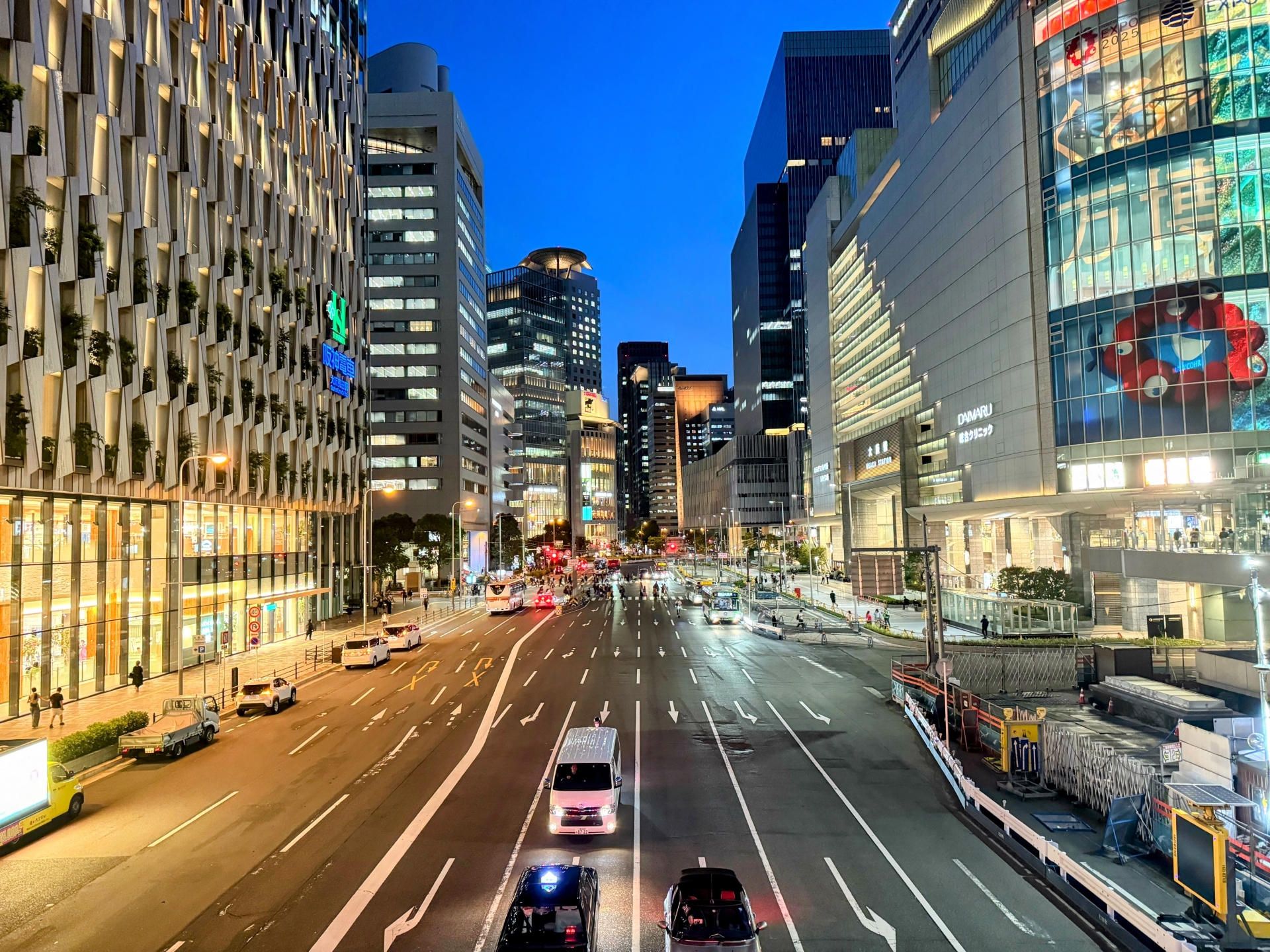 大阪駅の夜景